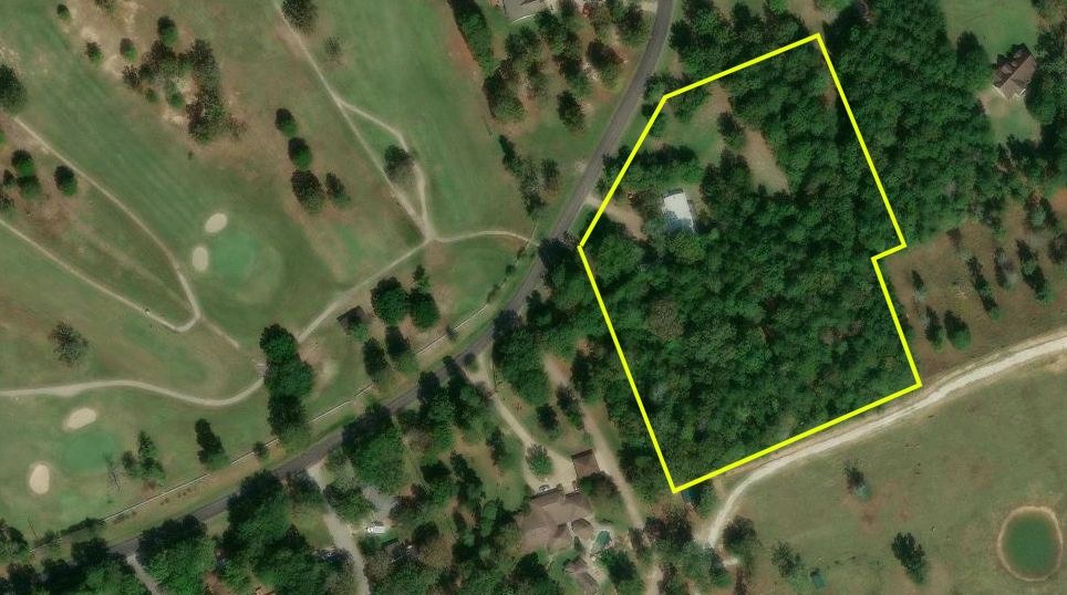 Aerial view of a Texas land parcel